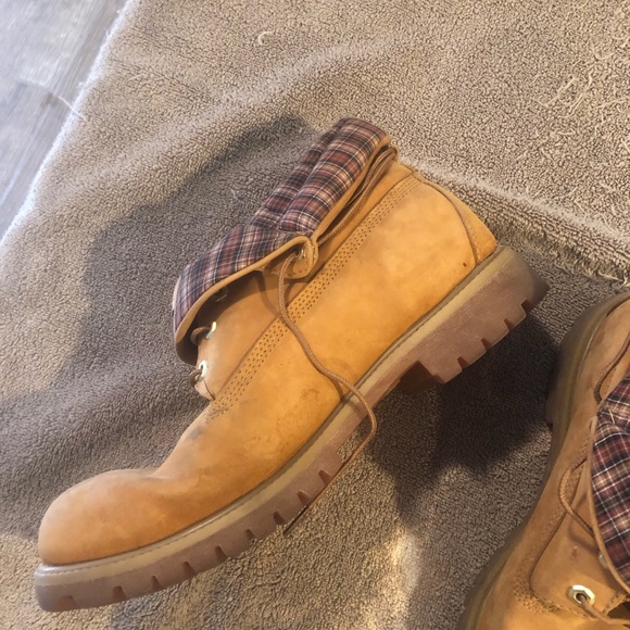 Mens Timberland boots. Size 12. Used in good condition. - Picture 4 of 9